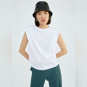 Aritizia Padded Shoulder Tee in White